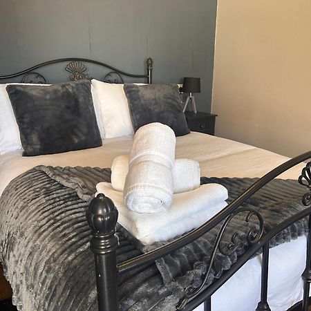 The Nelson Country House Burnham Market Extérieur photo